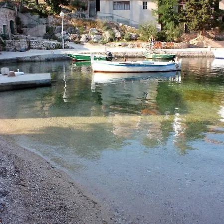 Apartment By The Sea Basina, Hvar - 9673 Vrbanj