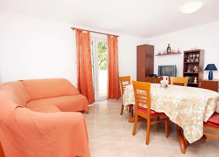 Apartment By The Sea Basina, Hvar - 9673